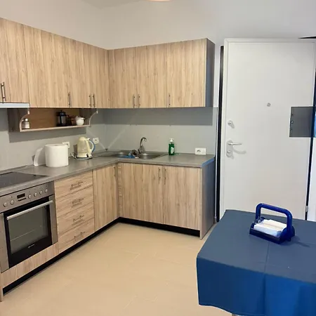 Sea View On Private Diamond Hill Apartman